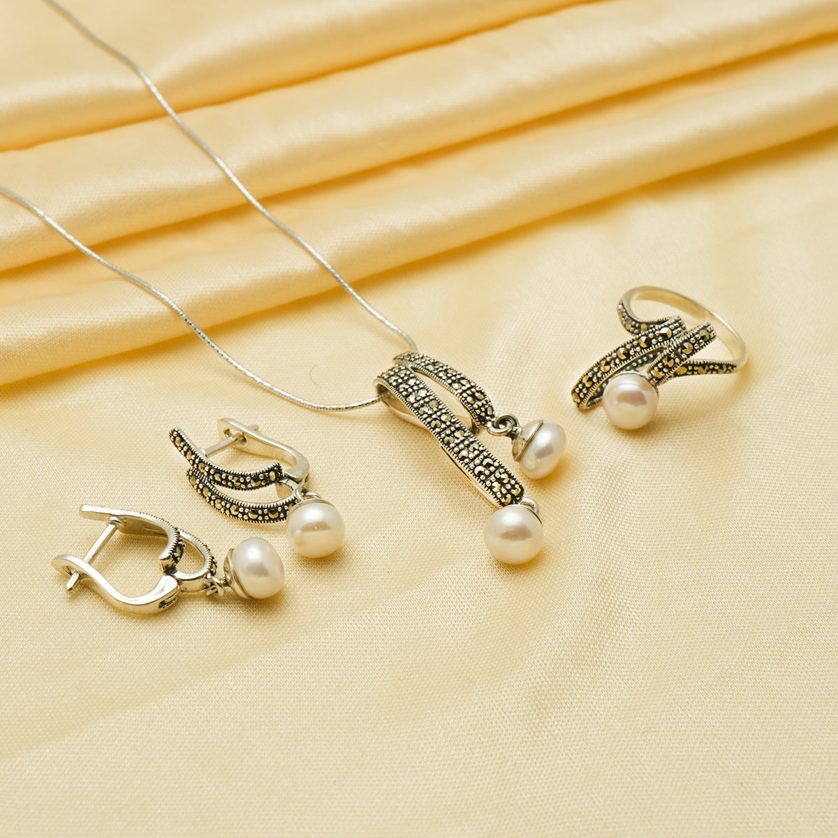 925 Silver Serpentina Noir Elegance Set - 925 sterling silver jewellery set by Tassya Silver