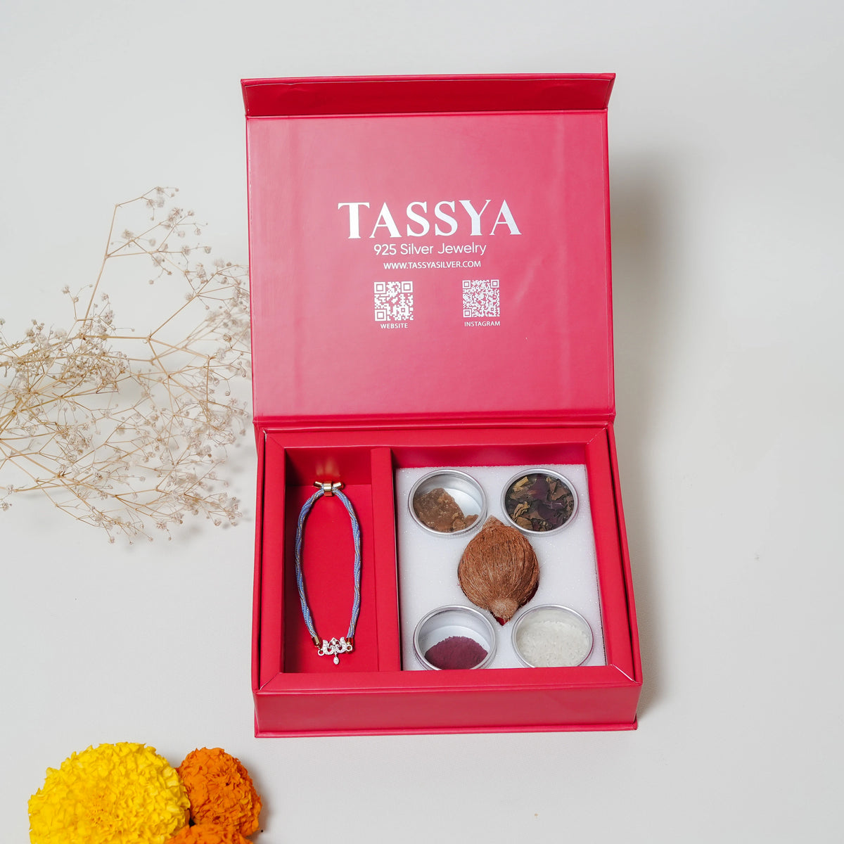 TRINETRA SHIV RAKHI GIFT BOX 925
