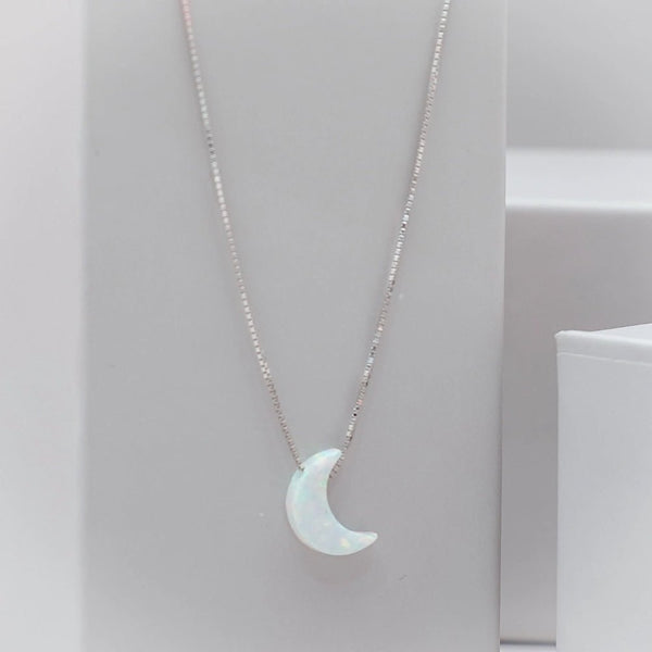 925 Silver Opal Moon Chain Pendant