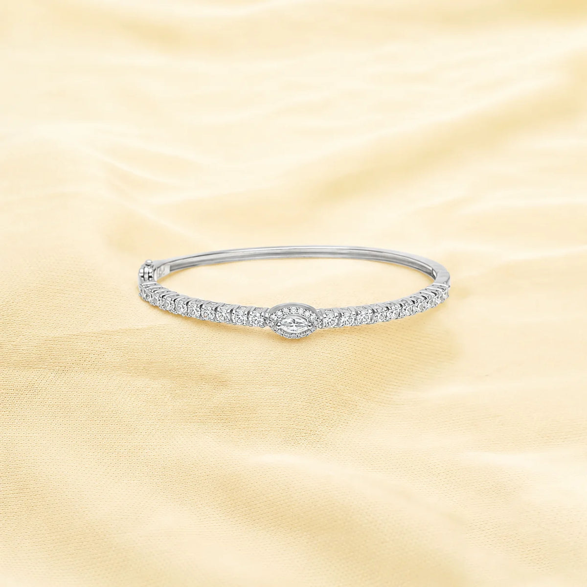 925 Silver Simply Diamond Halo Kada