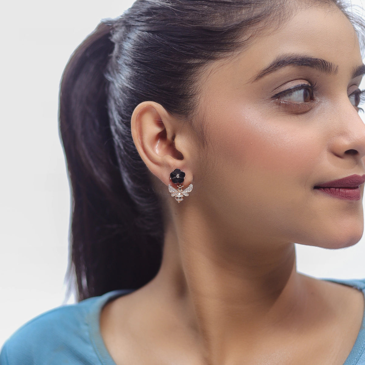 925 Silver Black Rosegold Bee Earrings - 925 sterling silver earrings by Tassya Silver