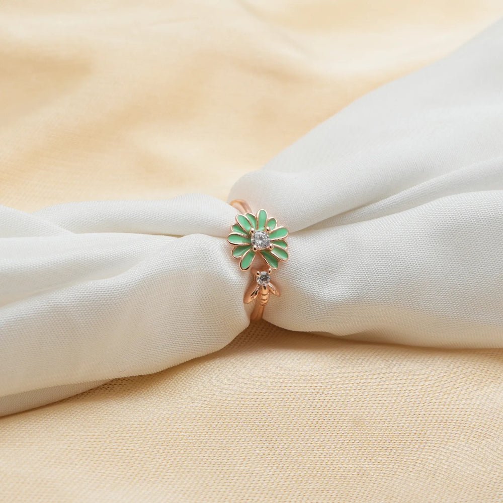 925 Silver Rose Gold Green Daisy Bee Ring - 925 sterling silver ring by Tassya Silver