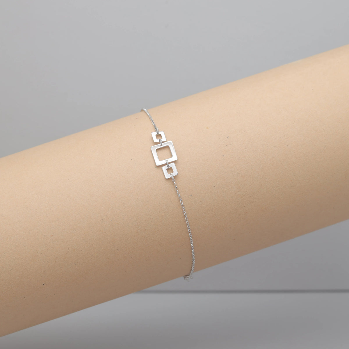 925 Silver GeoLink Bracelet - 925 sterling silver bracelet by Tassya Silver