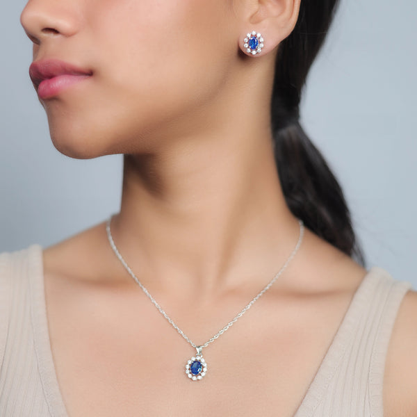 925 Silver Midnight Bloom Pendant & Studs Set