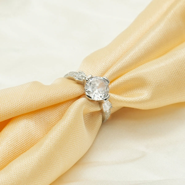 925 Silver Radiant Luxe Solitaire Ring