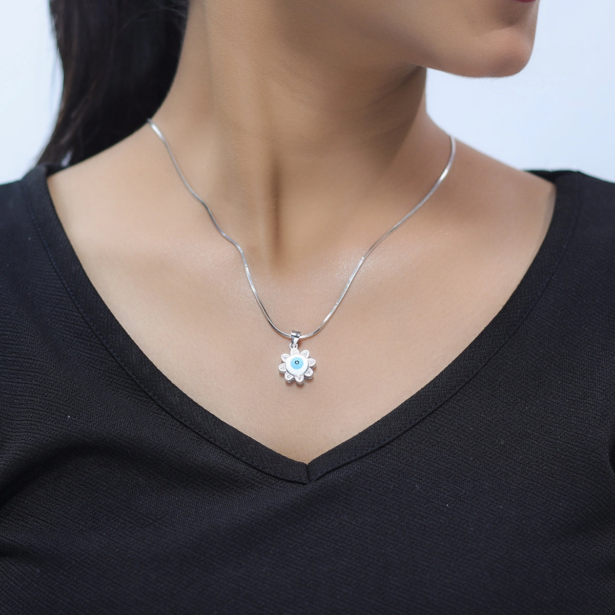 925 Silver Daisy Eye Chain Pendant - 925 sterling silver pendant by Tassya Silver
