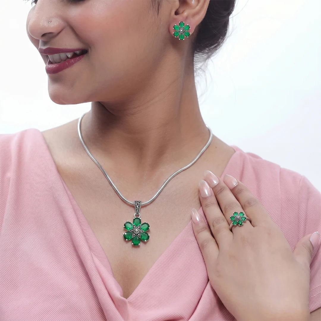 925 Silver Emerald Bloom Elegance Set - 925 sterling silver jewellery set by Tassya Silver
