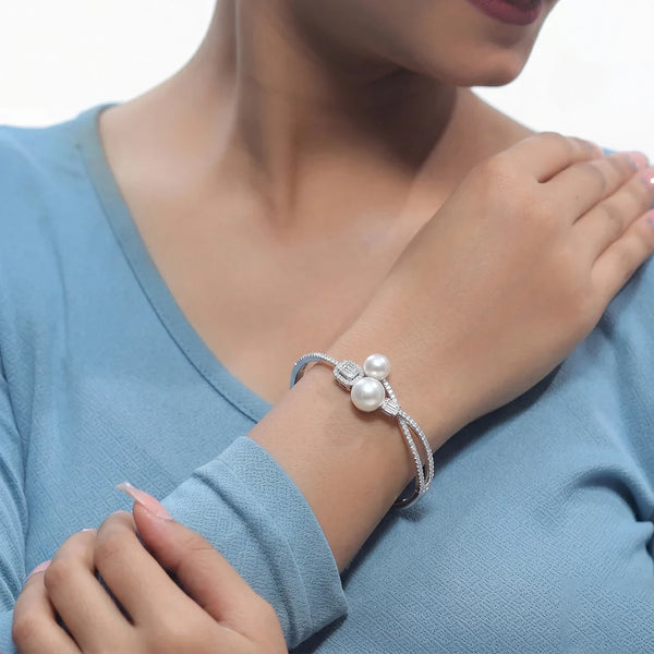 925 Silver Pearl Diamond Embrace Kada