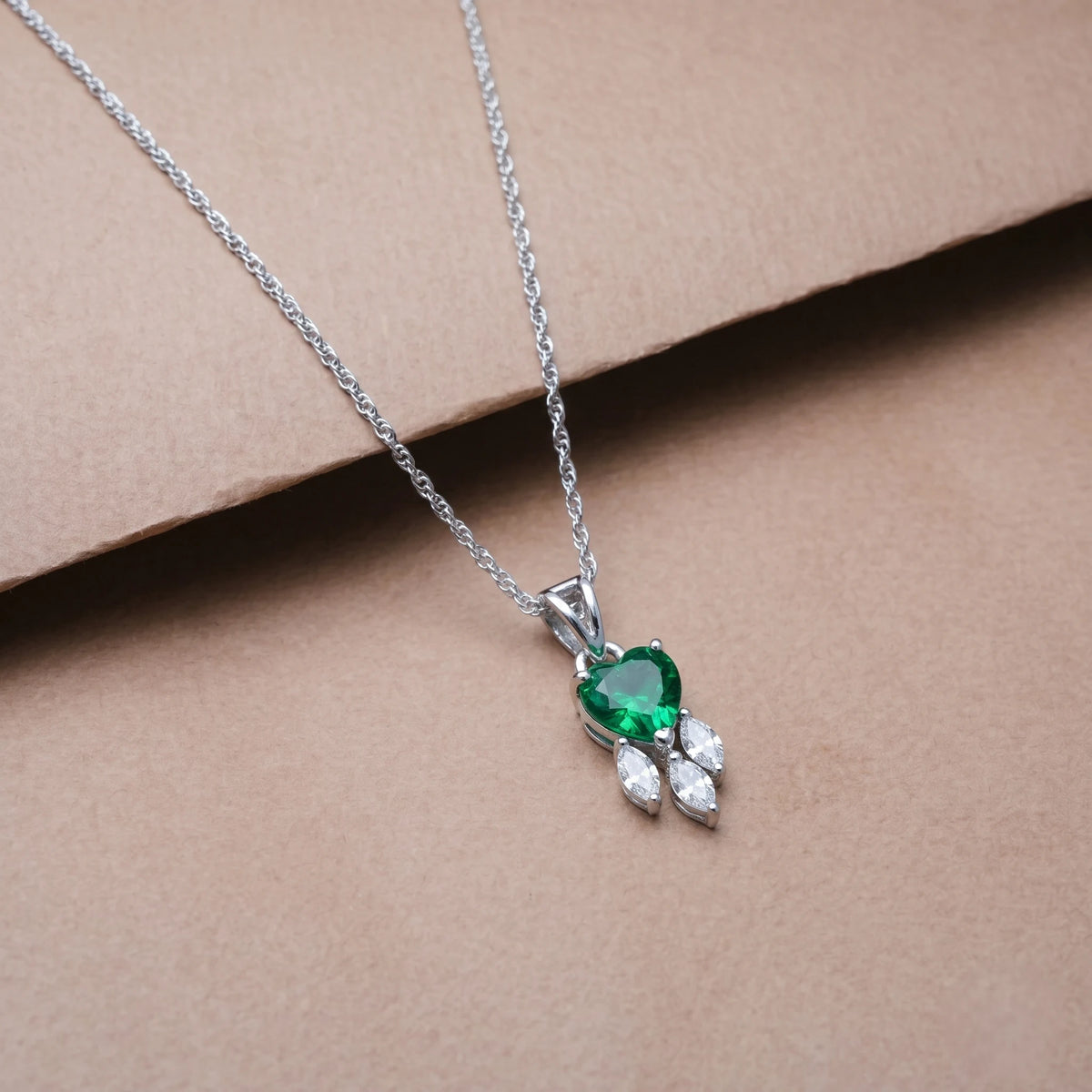 925 Silver Emerald Heart Pendant