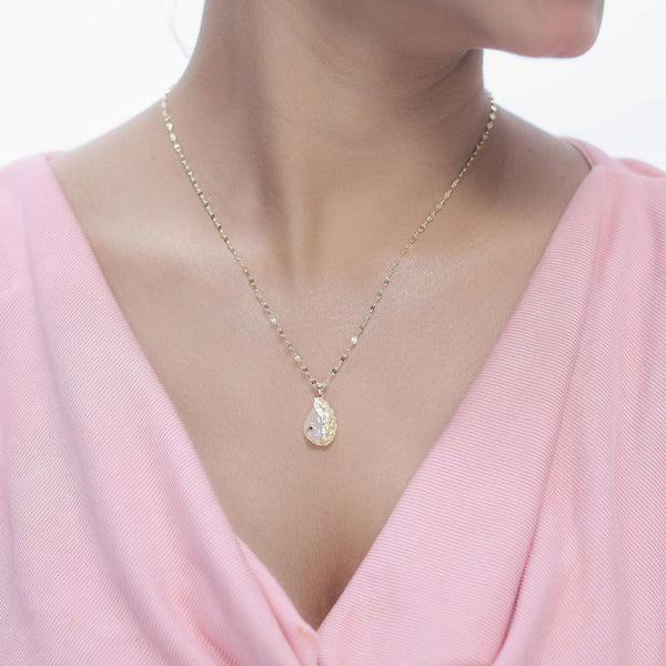 925 Silver Golden Leaf Embrace Chain Pendant