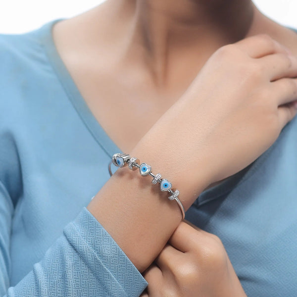 925 Silver Hearted Evil Eye Charm Kada