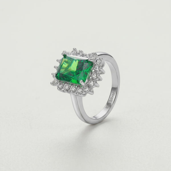 925 Silver Emerald Glow Ring