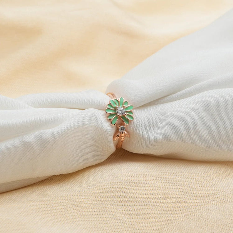 925 Silver Rose Gold Green Daisy Bee Ring - 925 sterling silver ring by Tassya Silver