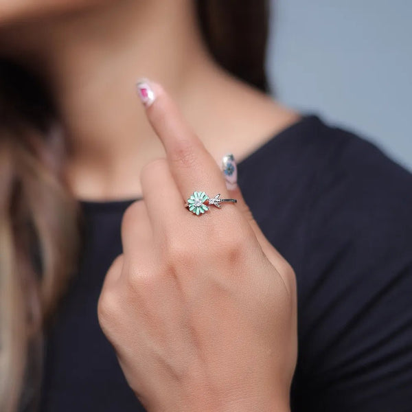 925 Silver Daisy Bee Floral Ring