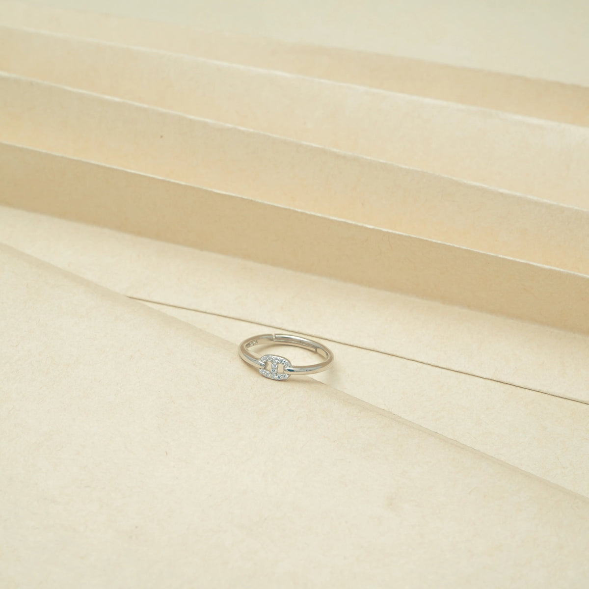 925 Silver Diamondette Oval Ring - 925 sterling silver ring by Tassya Silver