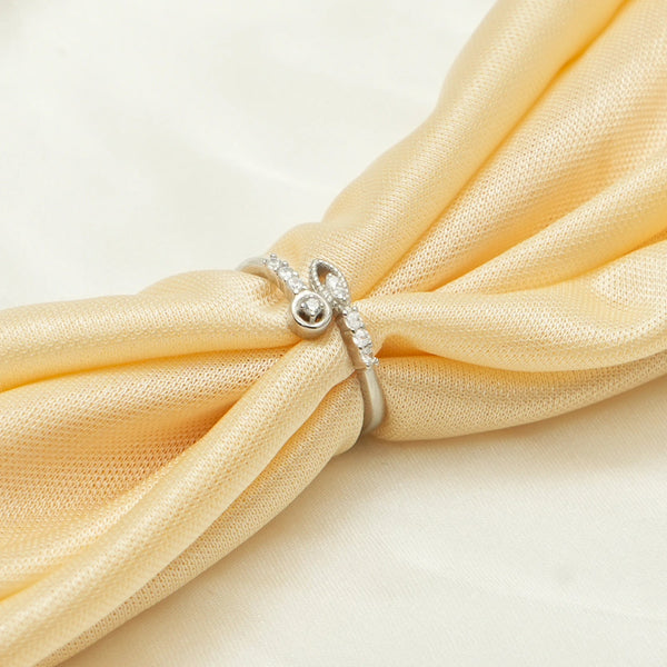925 Silver Zevia Loop Minimal Ring